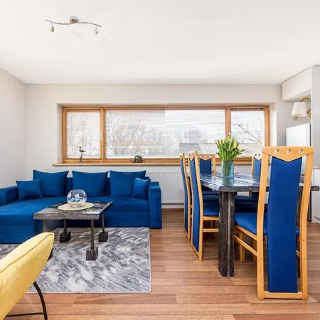 Laurent Apartment *